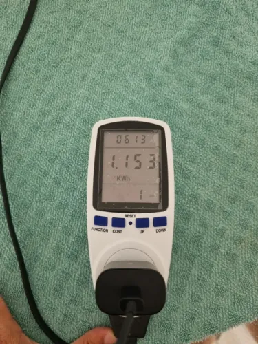 Medidor de Consumo de Energia Wattímetro Tomada 110/220V