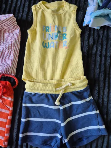Shorts e body bebê