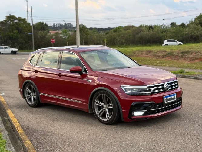 Volkswagen Tiguan Allspac R-line 350 TSI 2.0 4X4 2018