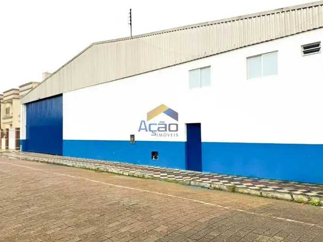 Galpão para Locação Com 800m² no Centro de Navegantes/SC