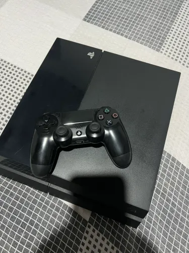 PlayStation 4 Fat