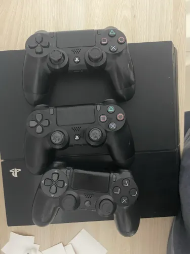 PS4