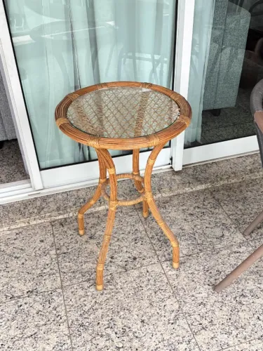 Mesa de Bistrô Redonda em Fibra Natural para Varanda ou Sala