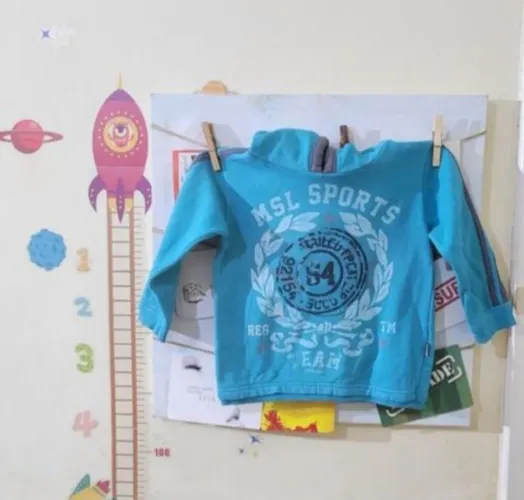Lote roupas infantis menino tam 4 blusa, jeans e bermuda