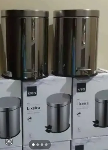 LIXEIRA INOX  5 LITROS  NOVA