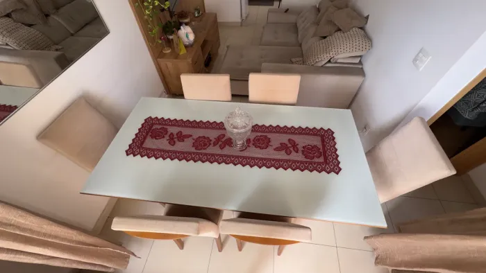 Mesa de Jantar 6 Lugares 180x90 + 6 Cadeiras | Madeira Maciça + Vidro