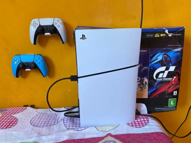 Ps5 825 GB digital