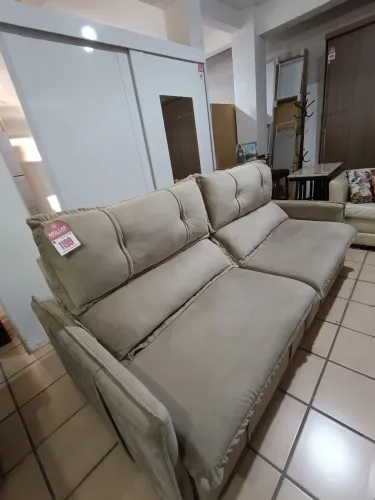 Sofá Retrátil e Reclinável
