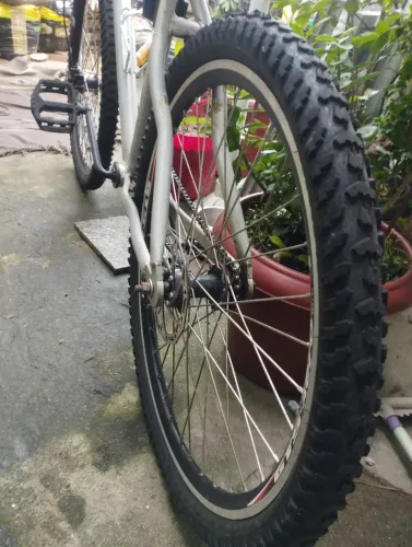 BICICLETA DE ALUMINIO