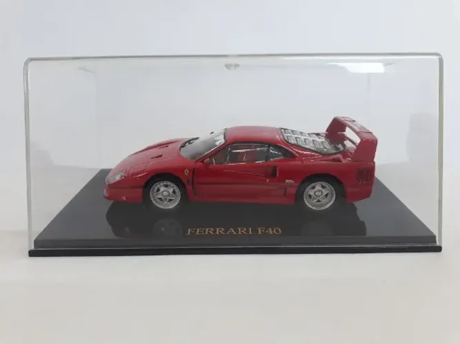 Miniatura Ferrari F40 - Ferrari Collection (Avaria) !!