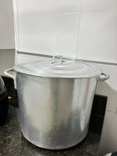 PANELA CAÇAROLA GRANDE 45L