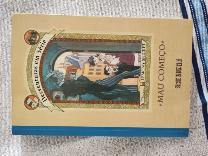 Livro Desventuras em Serie