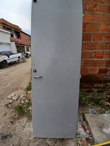 Porta de ferro 