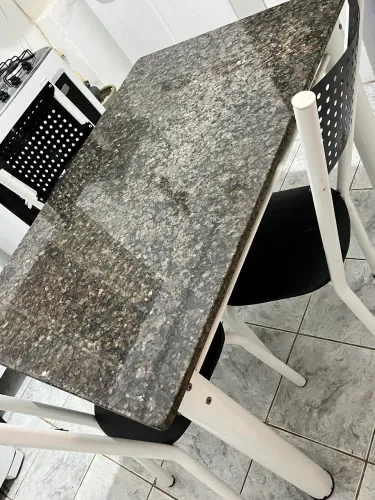 Mesa de jantar, retangular tampo Granito