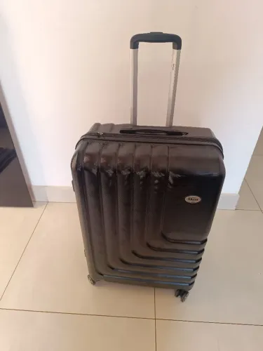 Mala de Viagem Grande Ika Preta Expansível - Despachada 23kg