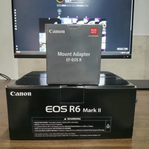 Canon EOS R6 MKII corpo + Adaptador Canon