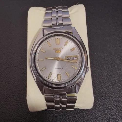 Relógio Seiko 5 automático