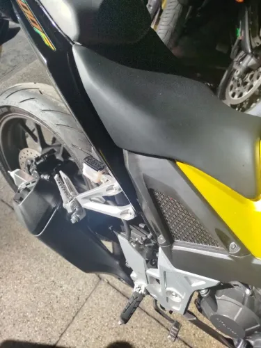 Moto Honda Twister F 300 flex