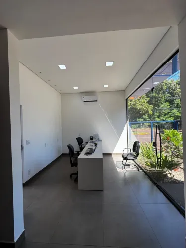 ÓTIMA OPORTUNIDADE- clinicas, escritórios 