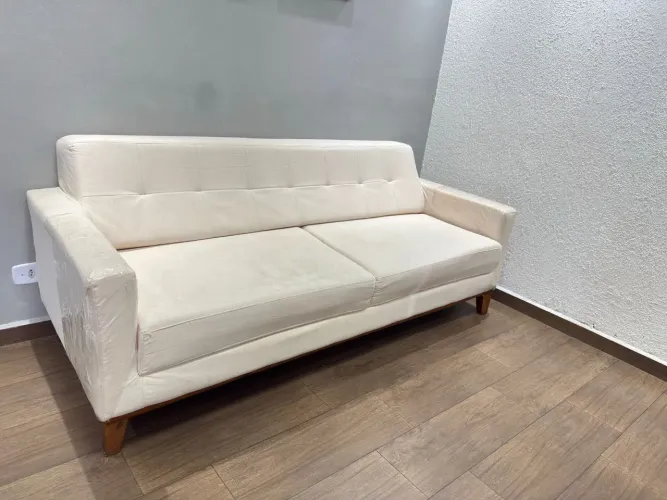 Sofá 3 Lugares Living Base de Madeira Linho Cotton Cru 210 cm