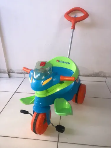 Triciclo Velobaby Passeio e Pedal Azul Bandeirante