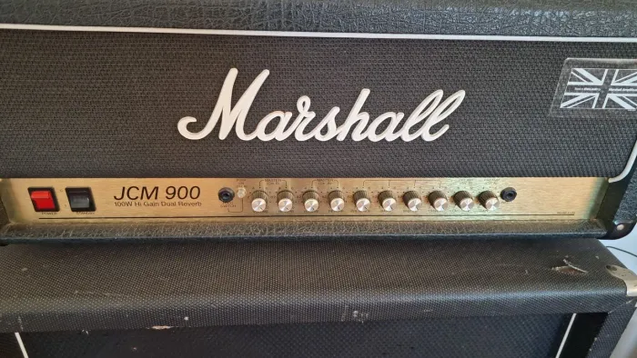 Jcm 900 + caixa 4 falantes Marshall 