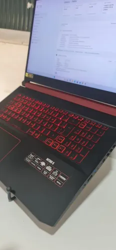 Acer Nitro 5 17,3" i5 9ª Geração 12GB RAM DDR4 SSD NVMe 256GB - R$2.500