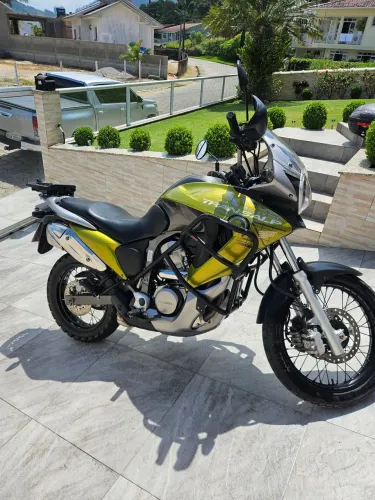 Transalp 700 impecável
