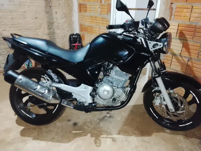 Vendo FAZER 250
