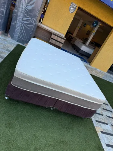 Cama de Casal ORTOBOM QUEEN SEMINOVO - Entrego!