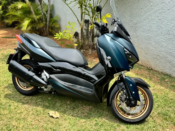 Yamaha XMax 250 2024 Verde | Único Dono | Pneus Zero | Impecável