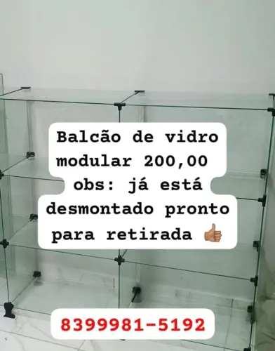 Balcão expositor de vidro modular 