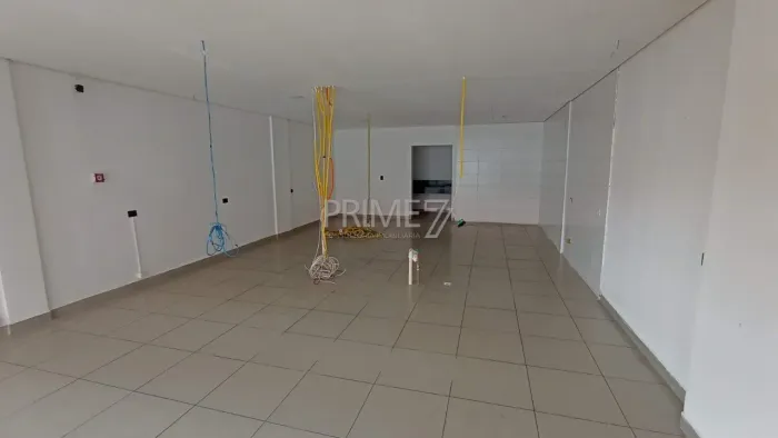 Loja de 78m² , em rua de grande fluxo , , pronta para área de restaurante bairro Vila Reze