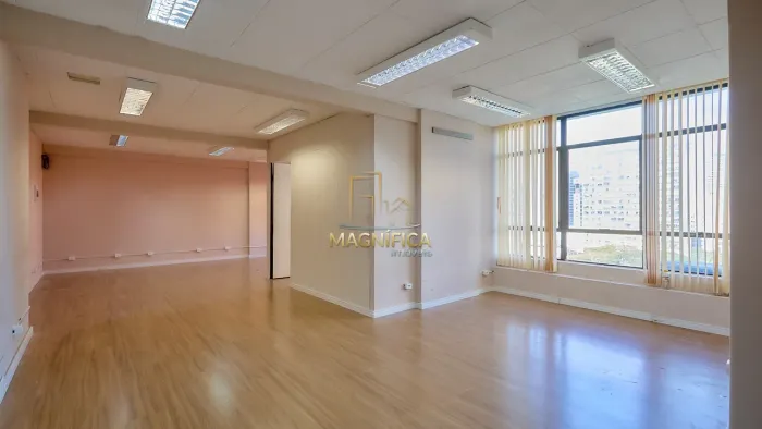 Conjunto/Sala Comercial.-CentroQue tal montar sua empresa em um magnífico imóvel localizad