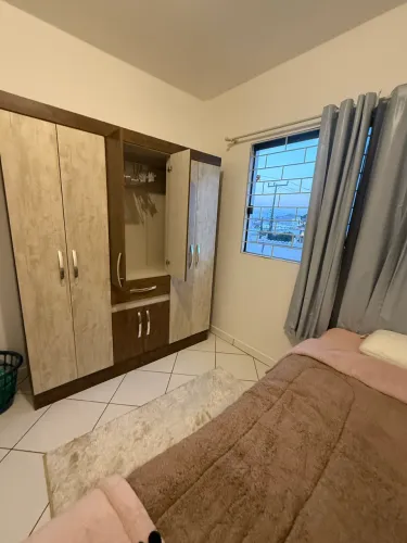 Vendo Cama tam viúva + Base+ Guarda roupa 