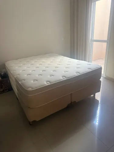 Cama box queen