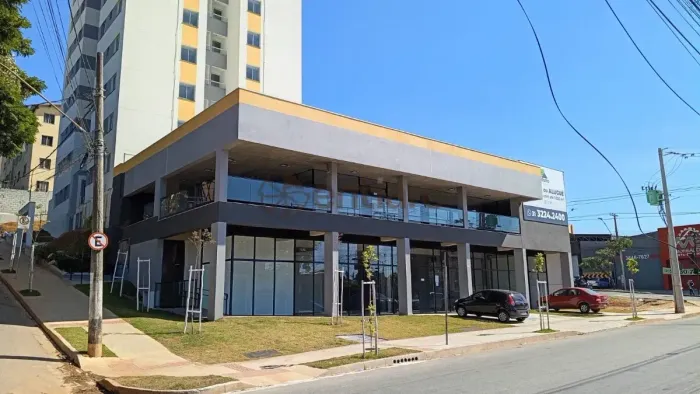 Loja / Salão / Ponto Comercial para alugar em Belo Horizonte