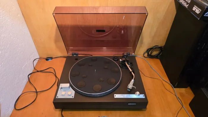 Toca discos Sony modelo PS11BS. Novíssimo!!