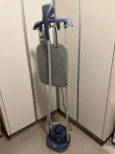 Vaporizador de Roupas - Passadeira vertical