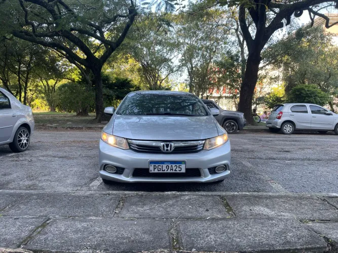 Honda Civic Sedan LXR 2.0 Flexone 16V Aut. 4P 2014