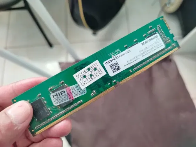 Memória Ddr4 Mushkin Essentials Mes4u240hf4g Sdp 4gb 2400mhz