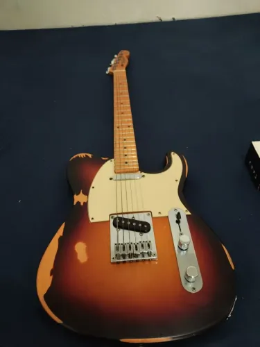 Guitarra Telecaster T405