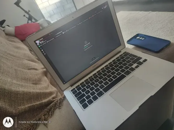 Macbook Air early 2016 + airpods pro 2