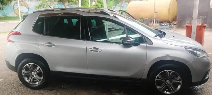 Peugeot 2008 Griffe 1.6 Turbo Flex 16V 5P Mec. 2017