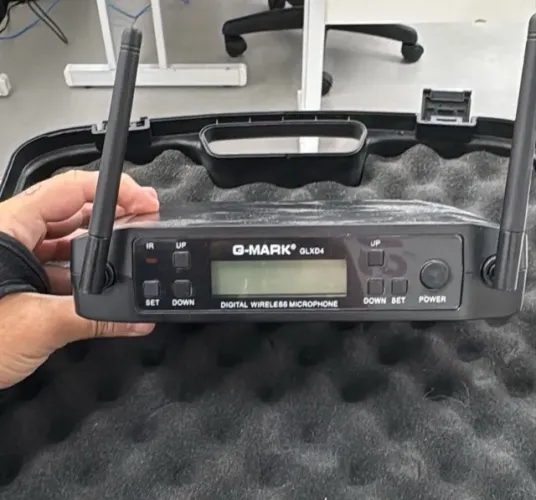 Microfone sem fio headset G-MARK GLXD4