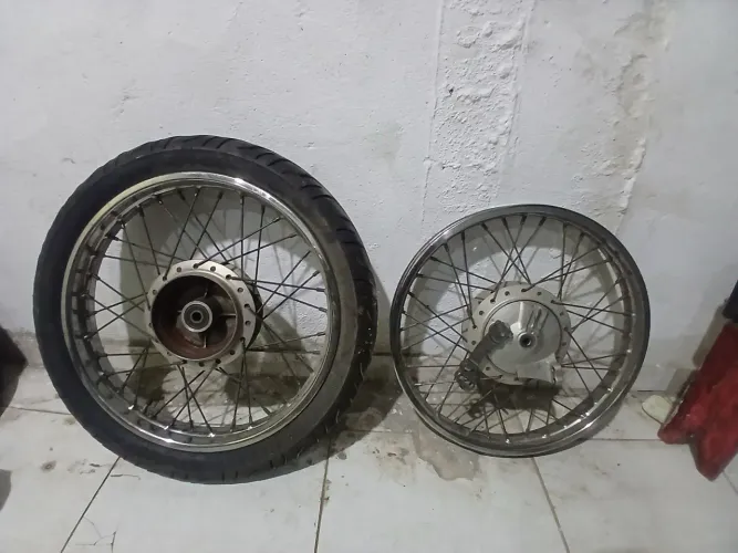 Rodas de ferro para motos
