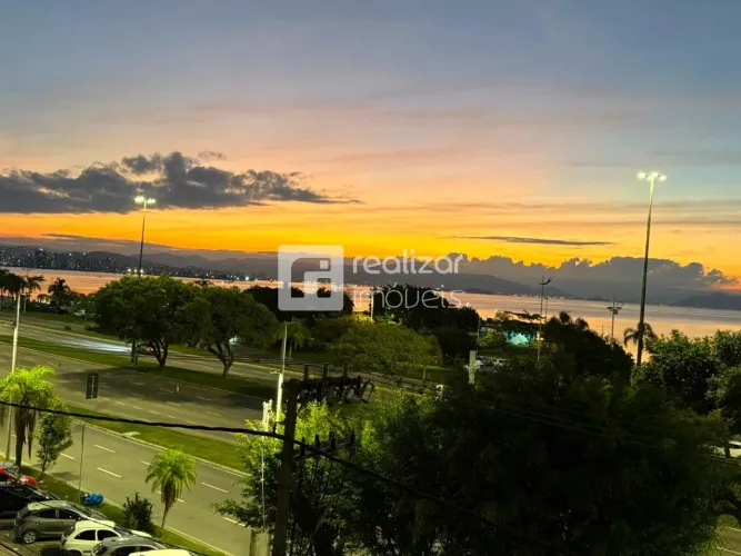 Apartamento 4 quartos no Centro Beira Mar - Florianopolis