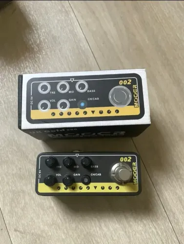 Pedal Mooer Preamp UK Gold 900