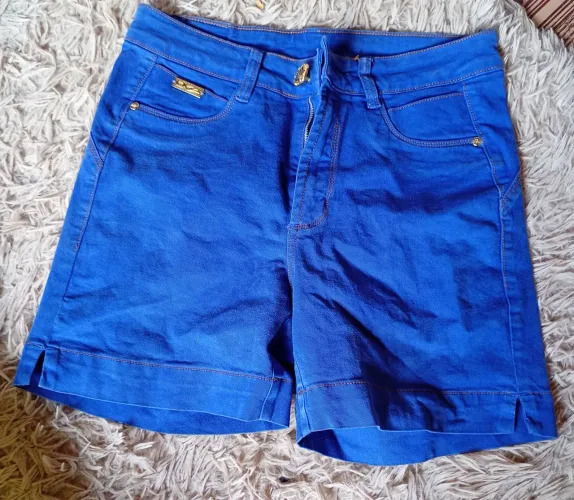 Vendo bermuda feminina Gean CkZ número 40