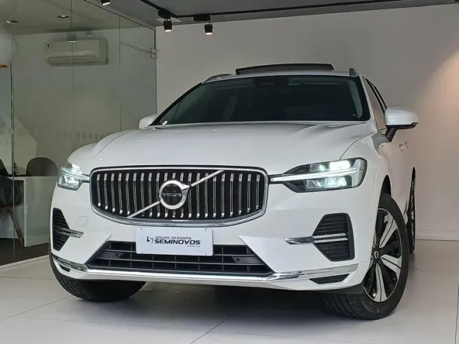 Volvo XC-60 T-8 Plus 2.0 AWD (híbrido) 2023